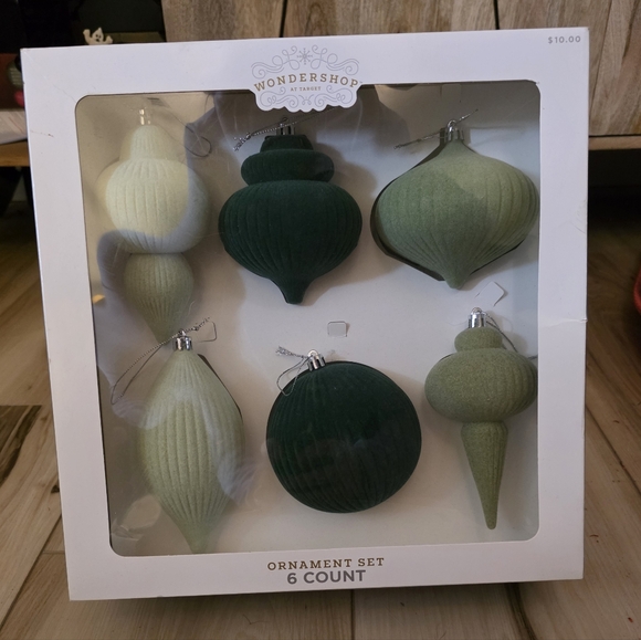 Wondershop Ornament Set - Green - Picture 2 of 2